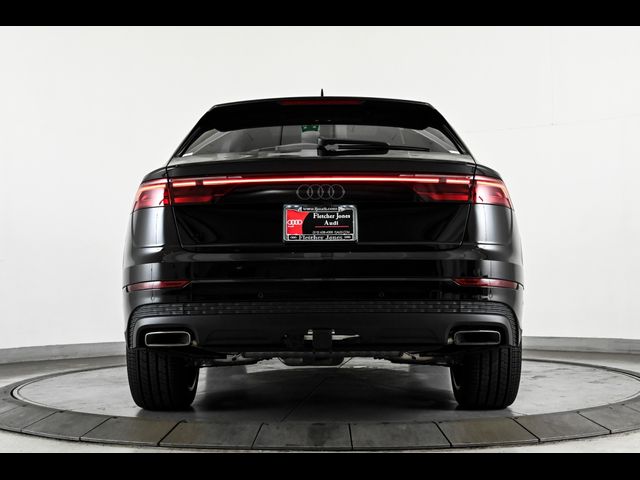 2024 Audi Q8 Premium