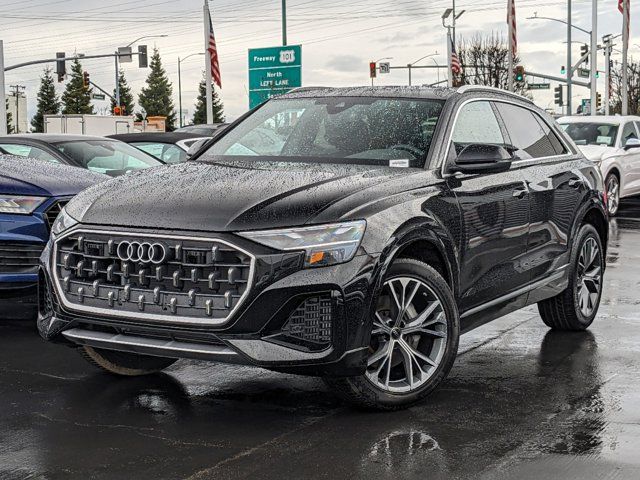 2024 Audi Q8 Premium Plus