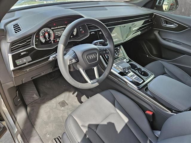 2024 Audi Q8 Premium Plus