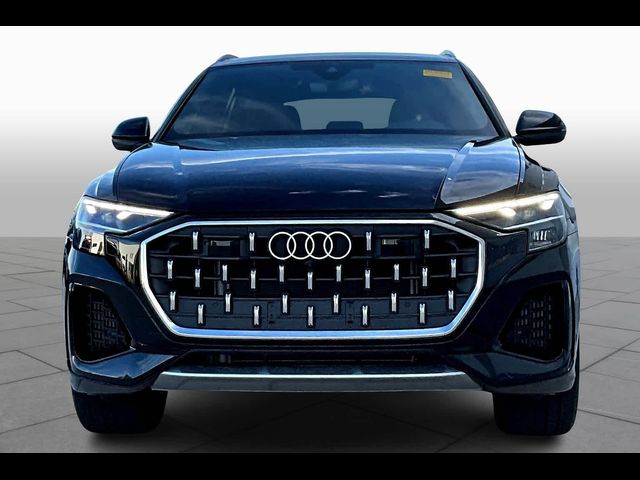 2024 Audi Q8 Premium Plus