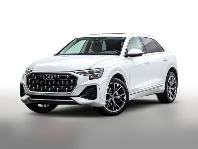 2024 Audi Q8 Premium Plus
