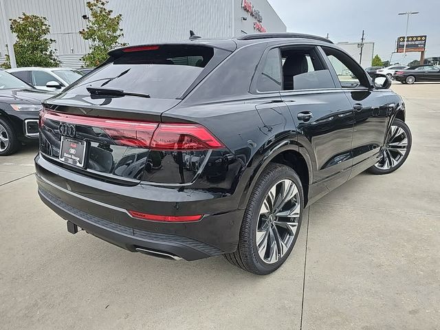 2024 Audi Q8 Premium Plus