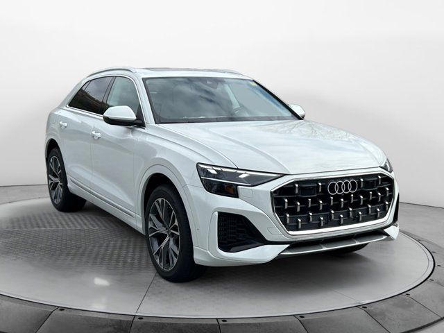 2024 Audi Q8 Premium Plus