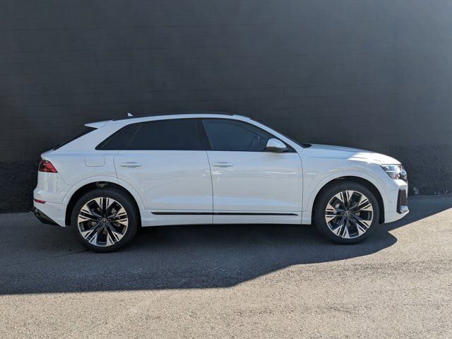 2024 Audi Q8 Premium Plus