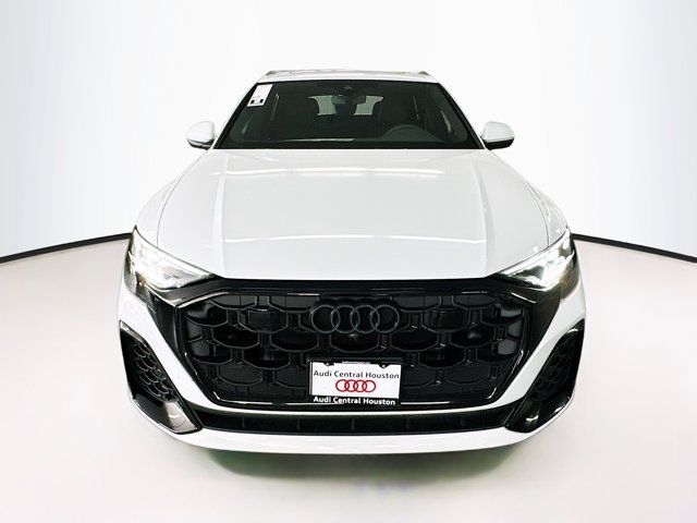 2024 Audi Q8 Premium Plus