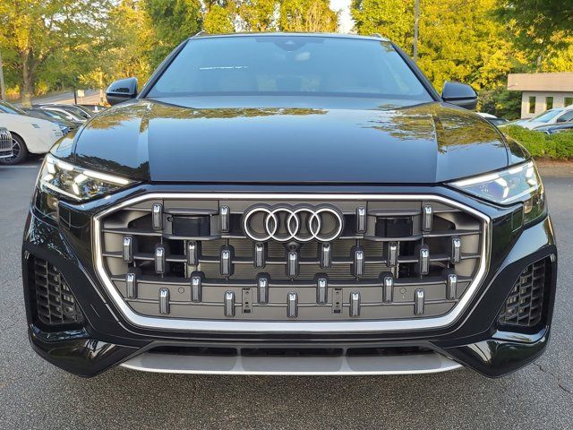 2024 Audi Q8 Prestige