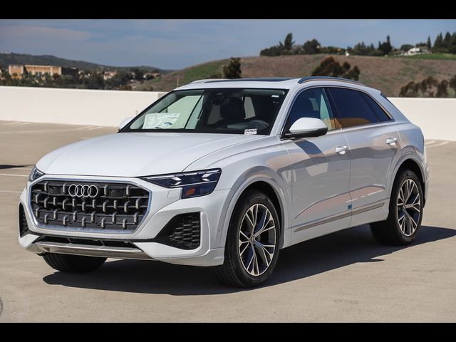 2024 Audi Q8 Prestige