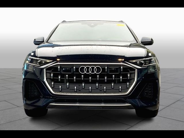 2024 Audi Q8 Prestige