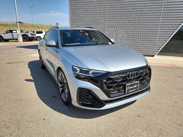 2024 Audi Q8 Prestige