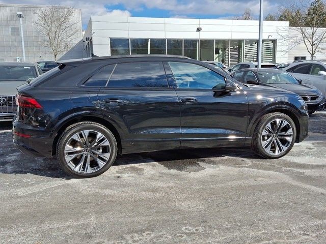 2024 Audi Q8 Prestige