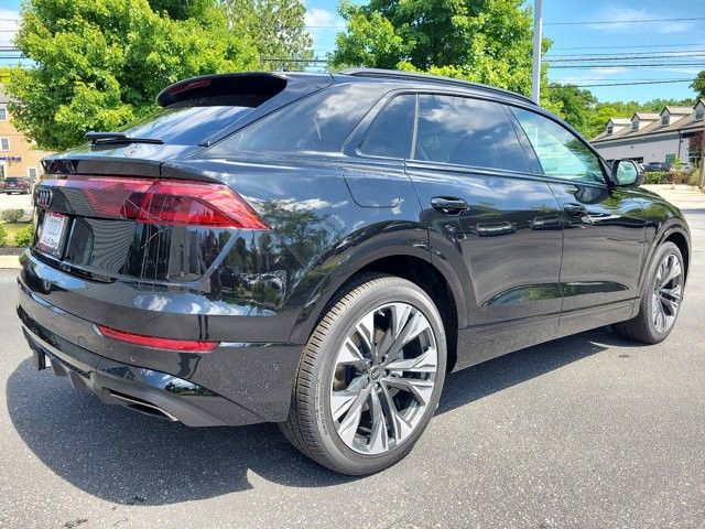 2024 Audi Q8 Prestige