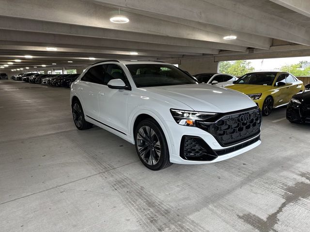 2024 Audi Q8 Premium Plus