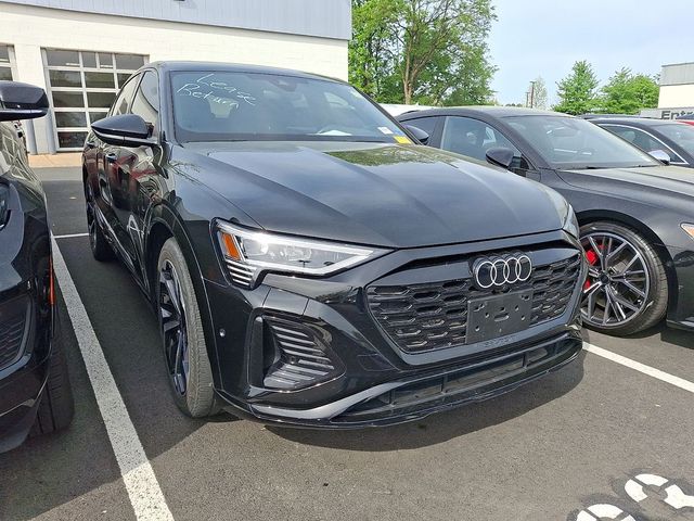 2024 Audi Q8 e-tron Sportback S line Premium Plus