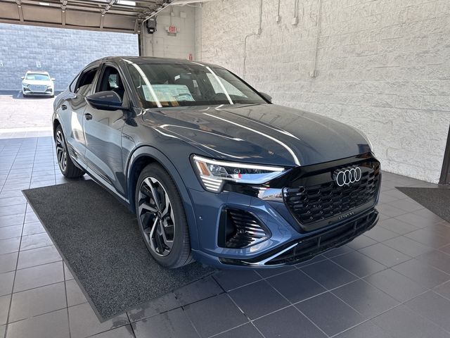 2024 Audi Q8 e-tron Sportback S line Prestige