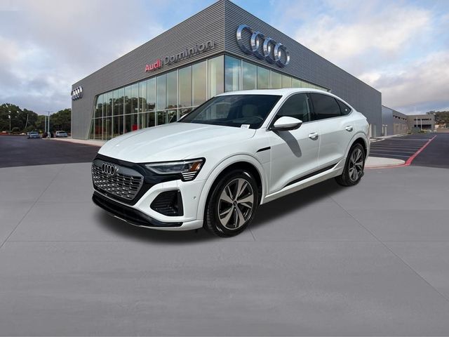 2024 Audi Q8 e-tron Sportback S line Prestige