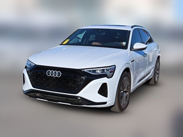 2024 Audi Q8 e-tron Premium Plus