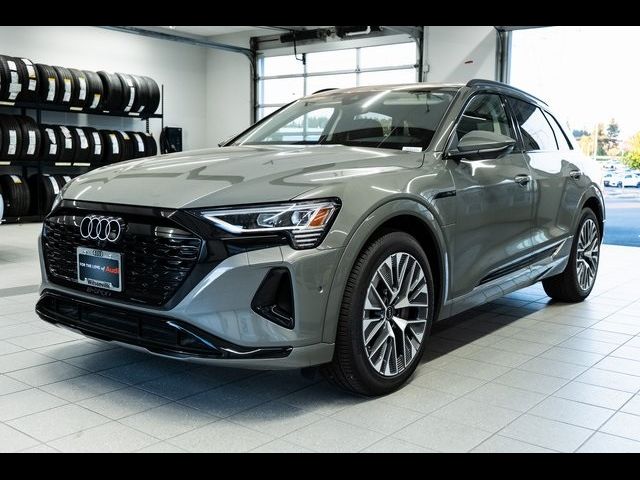 2024 Audi Q8 e-tron Premium Plus