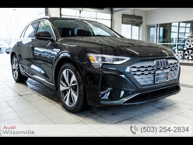 2024 Audi Q8 e-tron Premium Plus