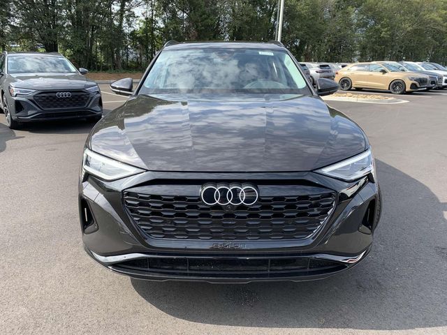 2024 Audi Q8 e-tron Premium Plus