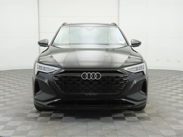 2024 Audi Q8 e-tron Premium Plus