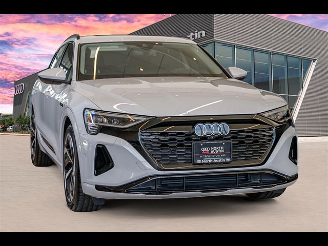 2024 Audi Q8 e-tron Prestige