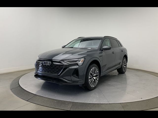 2024 Audi Q8 e-tron Prestige