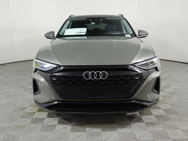 2024 Audi Q8 e-tron Prestige