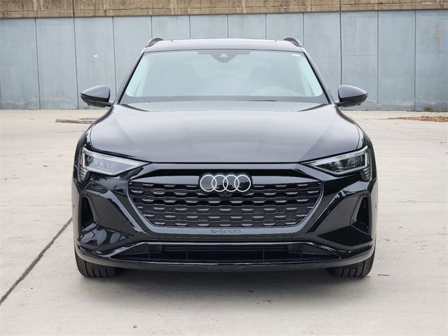 2024 Audi Q8 e-tron Prestige