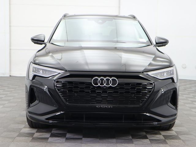 2024 Audi Q8 e-tron Prestige