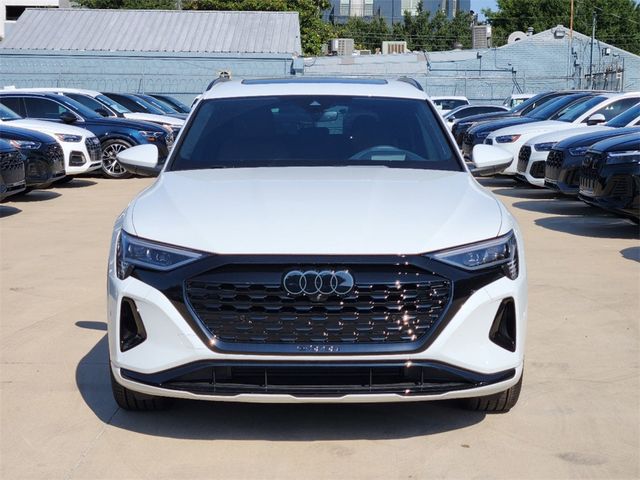 2024 Audi Q8 e-tron Prestige