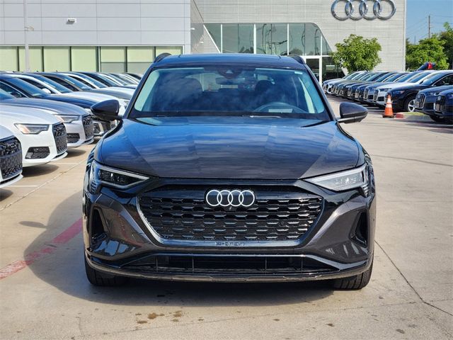 2024 Audi Q8 e-tron Prestige