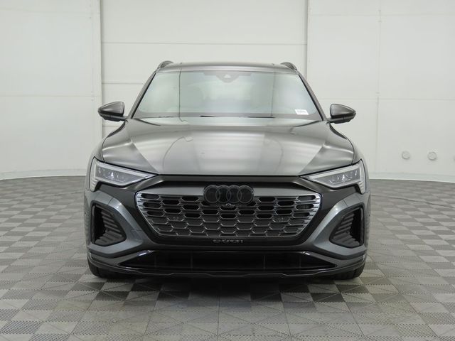 2024 Audi Q8 e-tron Prestige