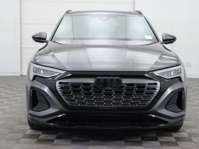 2024 Audi Q8 e-tron Prestige