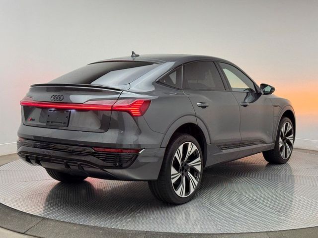 2024 Audi Q8 e-tron Sportback S line Prestige