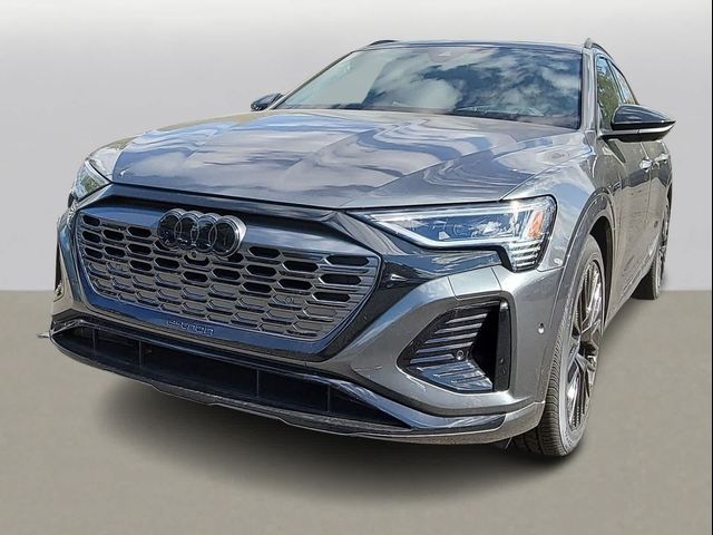 2024 Audi Q8 e-tron Prestige