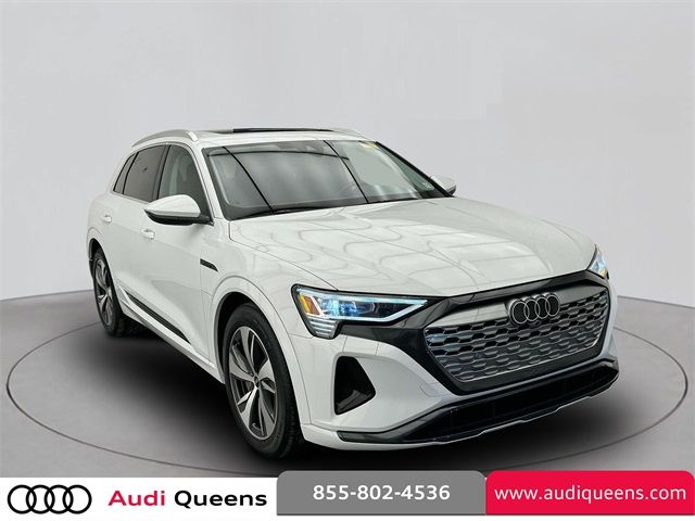 2024 Audi Q8 e-tron Premium