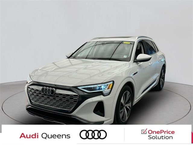 2024 Audi Q8 e-tron Premium