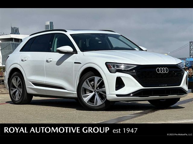 2024 Audi Q8 e-tron Premium