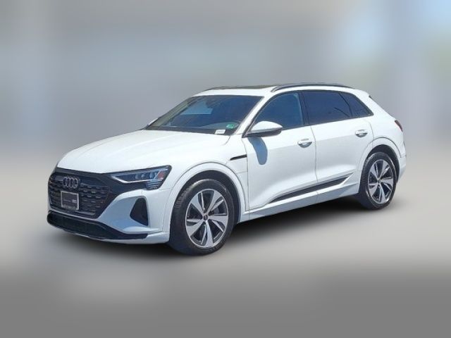 2024 Audi Q8 e-tron Premium