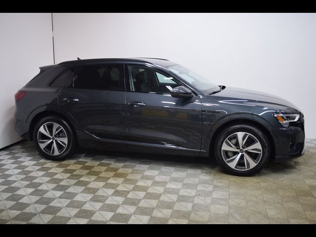 2024 Audi Q8 e-tron Premium