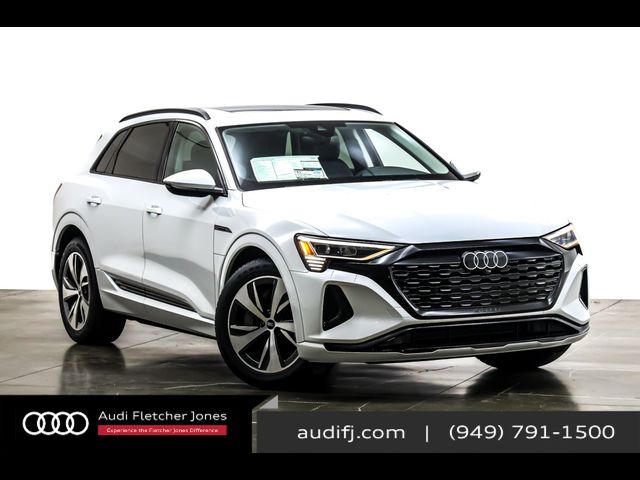 2024 Audi Q8 e-tron Premium