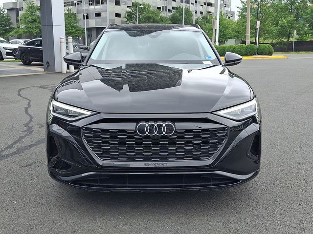 2024 Audi Q8 e-tron Premium