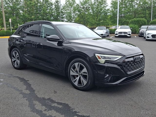 2024 Audi Q8 e-tron Premium