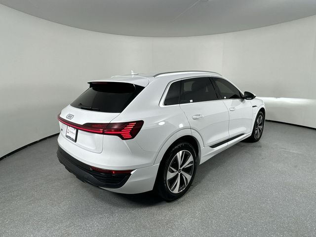 2024 Audi Q8 e-tron Premium