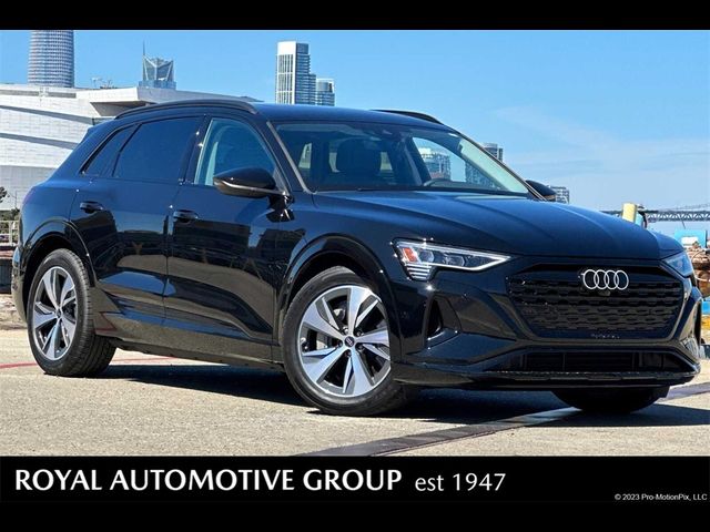 2024 Audi Q8 e-tron Premium