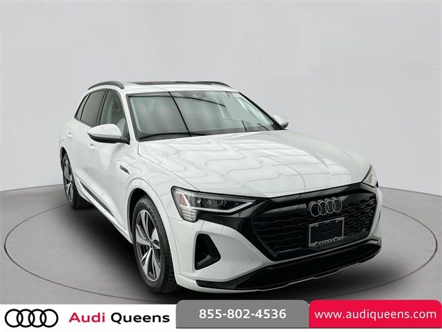 2024 Audi Q8 e-tron Premium