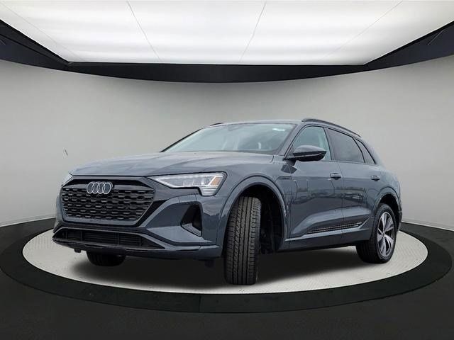 2024 Audi Q8 e-tron Premium