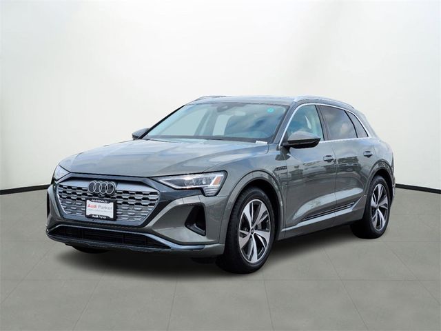 2024 Audi Q8 e-tron Premium