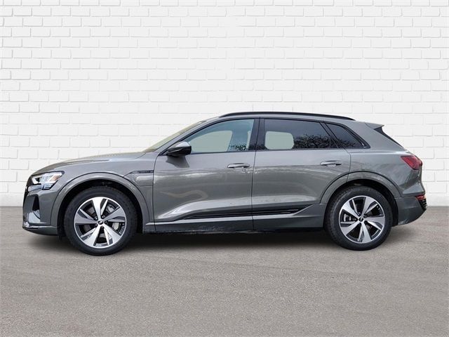 2024 Audi Q8 e-tron Premium