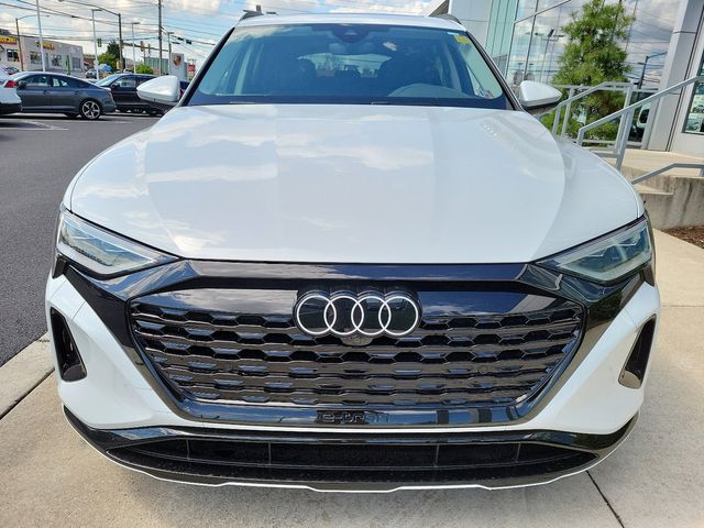 2024 Audi Q8 e-tron Premium